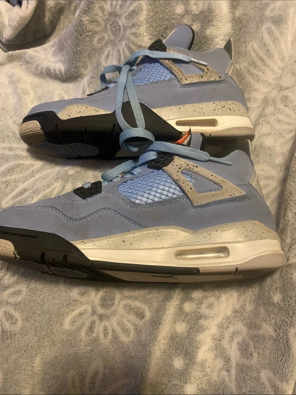 Jordan Men's Athletic Sneakers in Light Blue and Black
